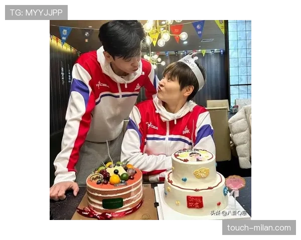 杨力维赛场上像拼命三郎,赛后朋友圈比明星还奢华 杨力维赛场上像拼命三郎,赛后朋友圈比明星还奢华